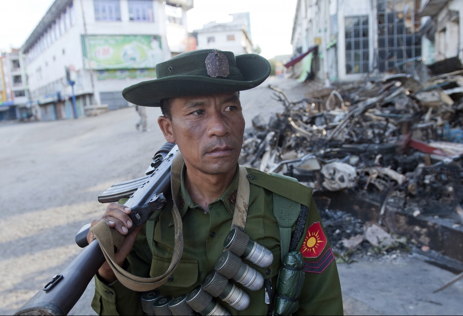 Myanmada ordunun köçkün düşərgəsinə hücumu nəticəsində 29 nəfər ölüb