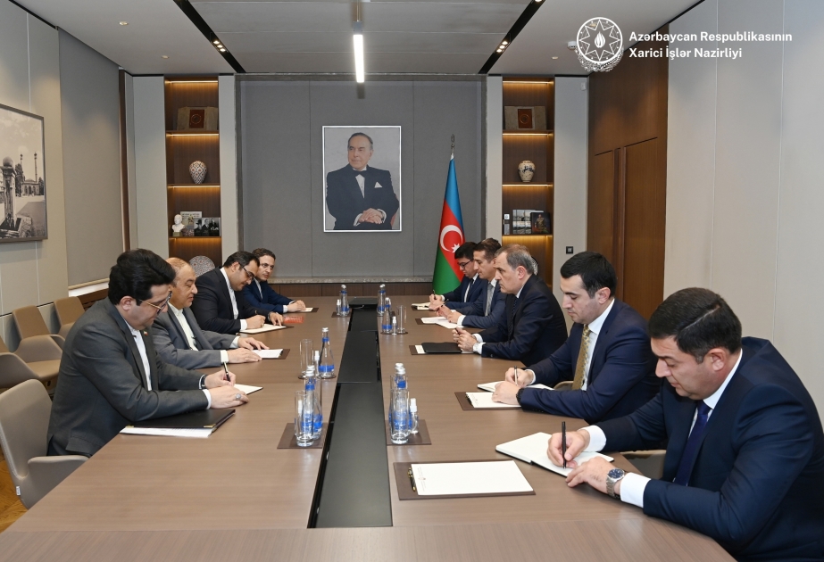 Djeyhoun Baïramov rencontre le vice-ministre iranien des Affaires étrangères