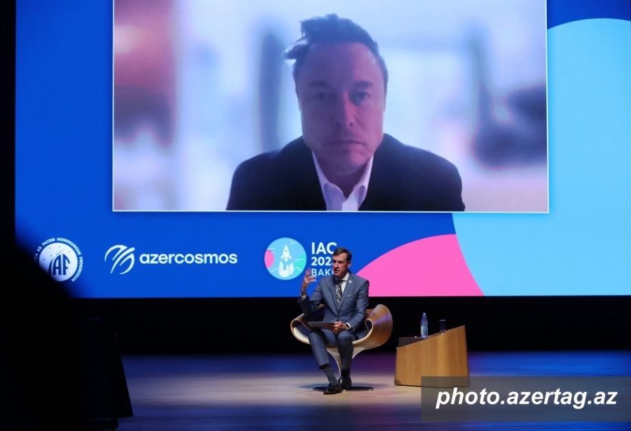 Elon Musks Online-Rede auf dem Baku-Kongress von 40 Millionen Nutzern aufgerufen