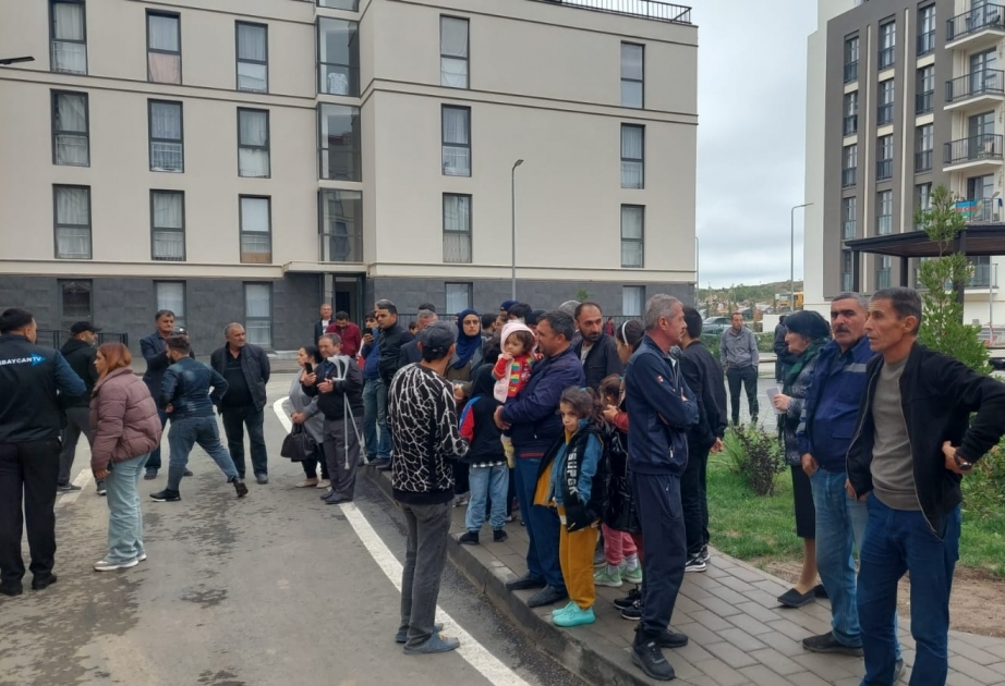 Bu gün Bakıdan Füzuli şəhərinə yola düşən 21 ailə doğma yurduna çatıb
