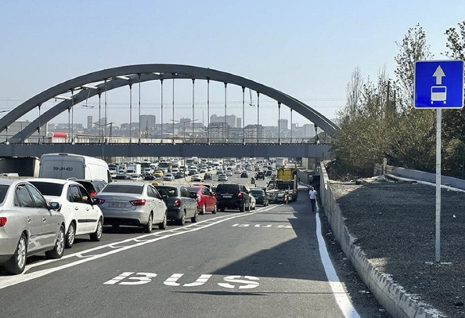 Bakı-Sumqayıt yolu üzrə avtobus zolağına çıxan nəqliyyat vasitələri cərimələnəcək