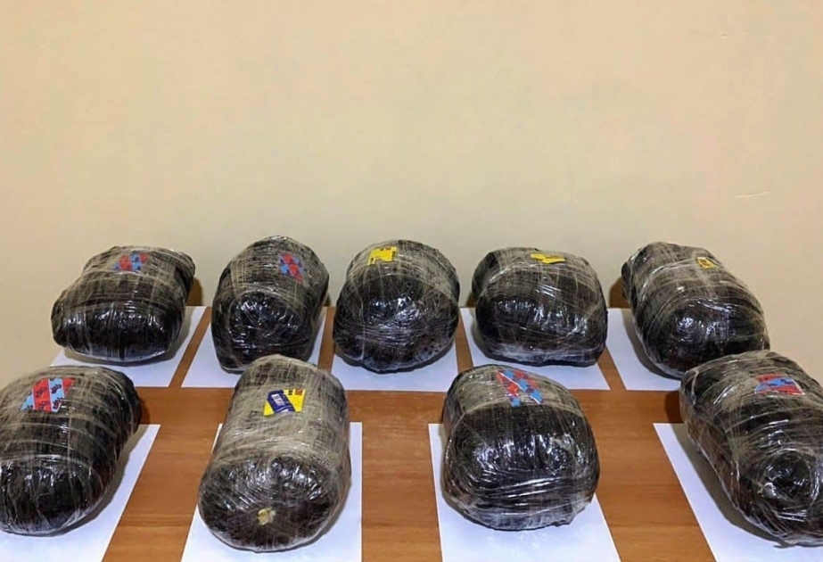Azerbaiyán impide el contrabando de drogas desde Irán