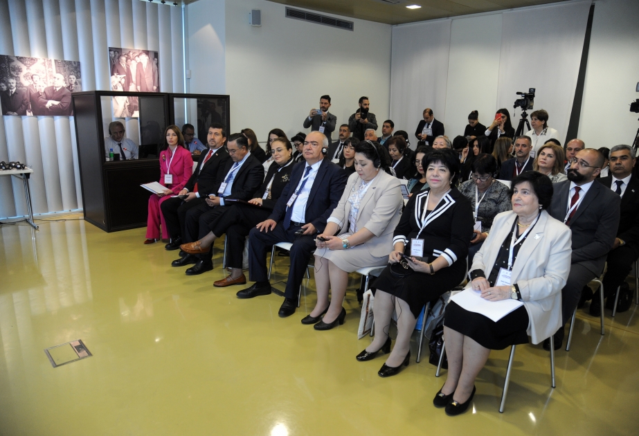“Carpet as a Symbol of the Turkic World” international conference kicks off in Baku