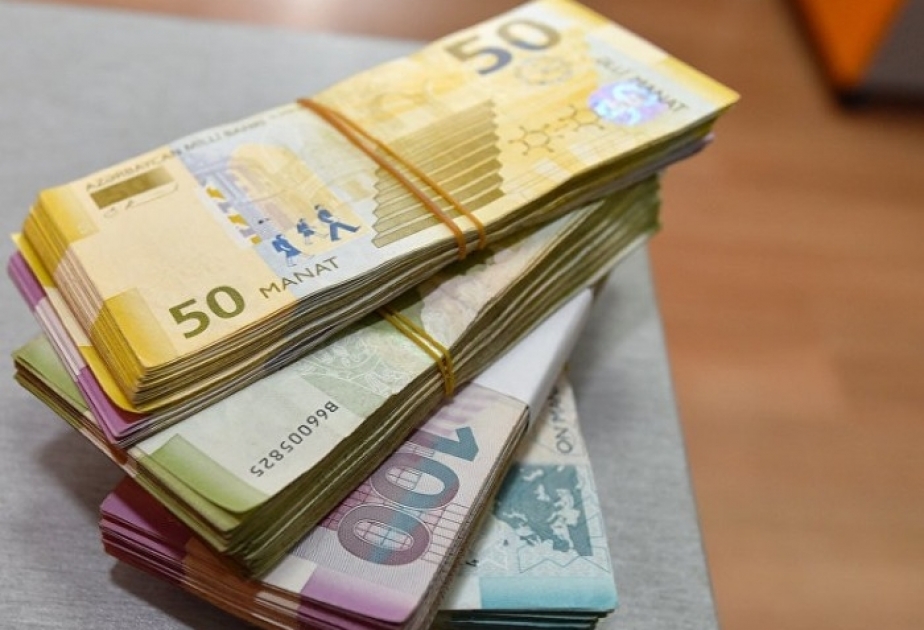 Əhalinin banklardakı əmanətlərinin 63,7 faizi milli valyutada qoyulub