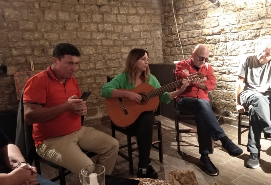 В Баку открылся новый сезон Клуба авторской песни