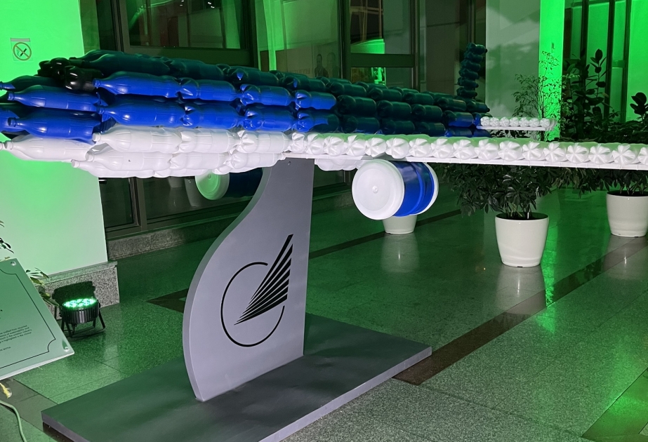 “Go Green”: NARGIS Nəşriyyat evi tərəfindən yeni sərgi açılıb