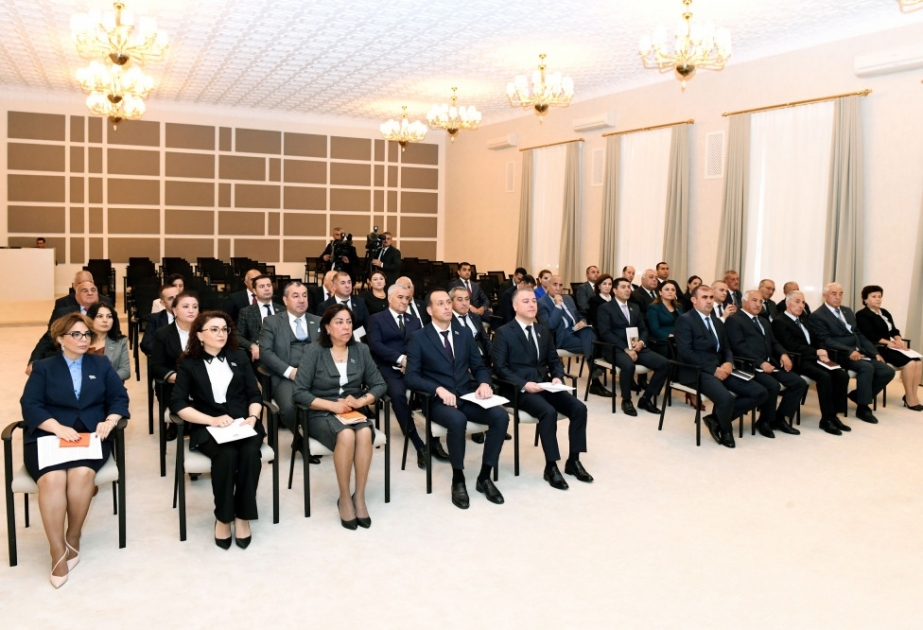 Prezident İlham Əliyevin Azərbaycan Respublikasının Prezidenti seçilməsinin 20 illiyi münasibətilə Ali Məclisin xüsusi iclası keçirilib