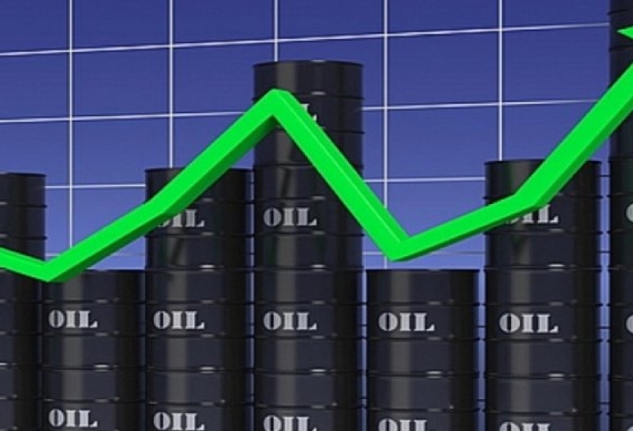 Рост цен на нефть позволит Азербайджану увеличить валютные резервы