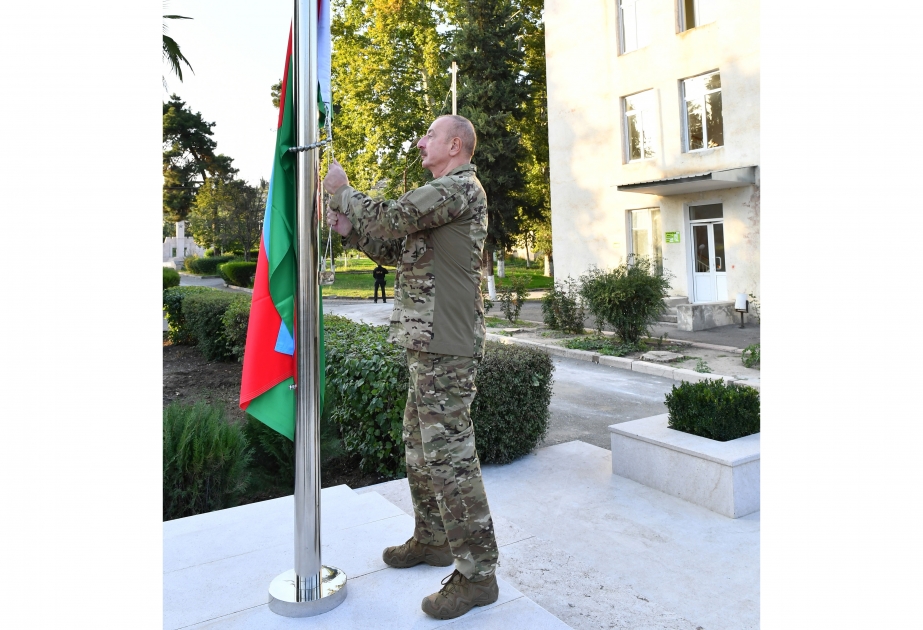 President Ilham Aliyev raised national flag of Azerbaijan in Khojavand town VIDEO