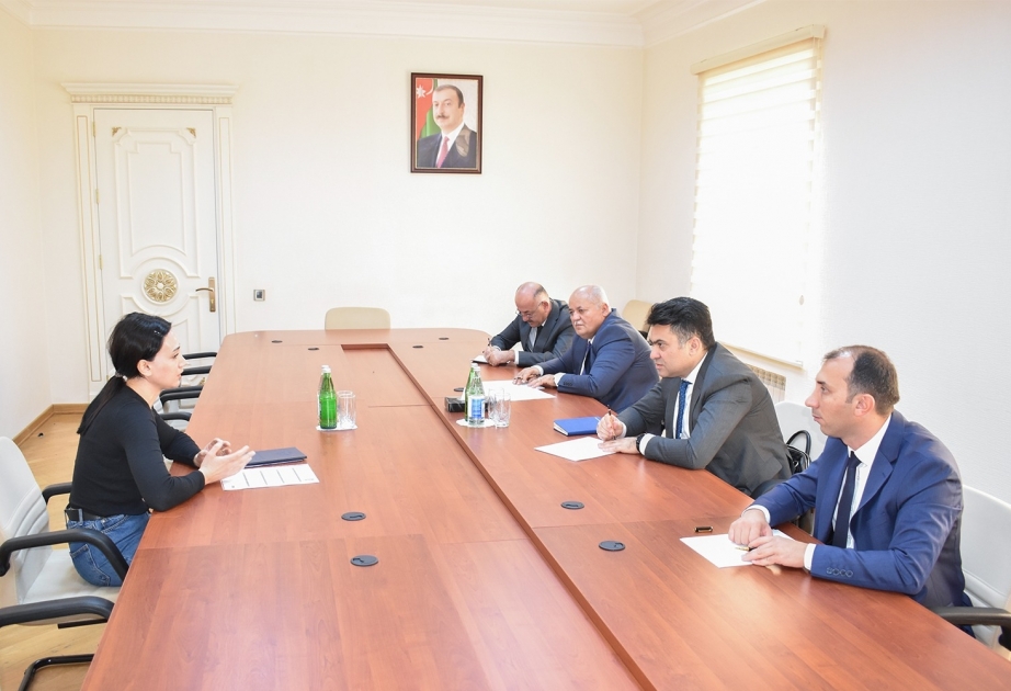 Aqrar Xidmətlər Agentliyinin sədr müavini Qubada vətəndaşlarla görüşüb