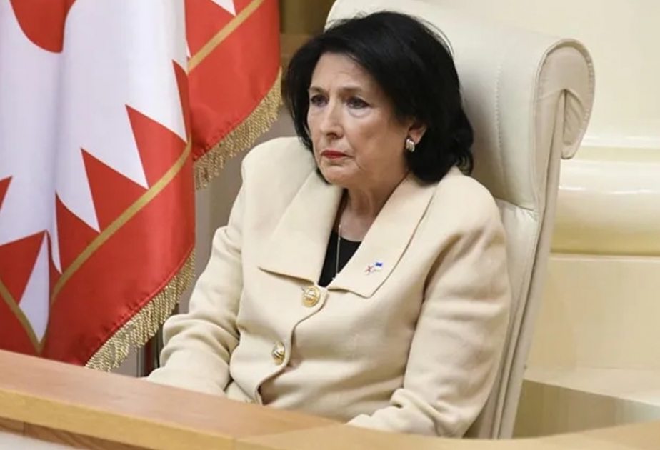 Gürcüstan parlamentində prezidentin impiçmentinə dair səsvermə bu həftə keçiriləcək
