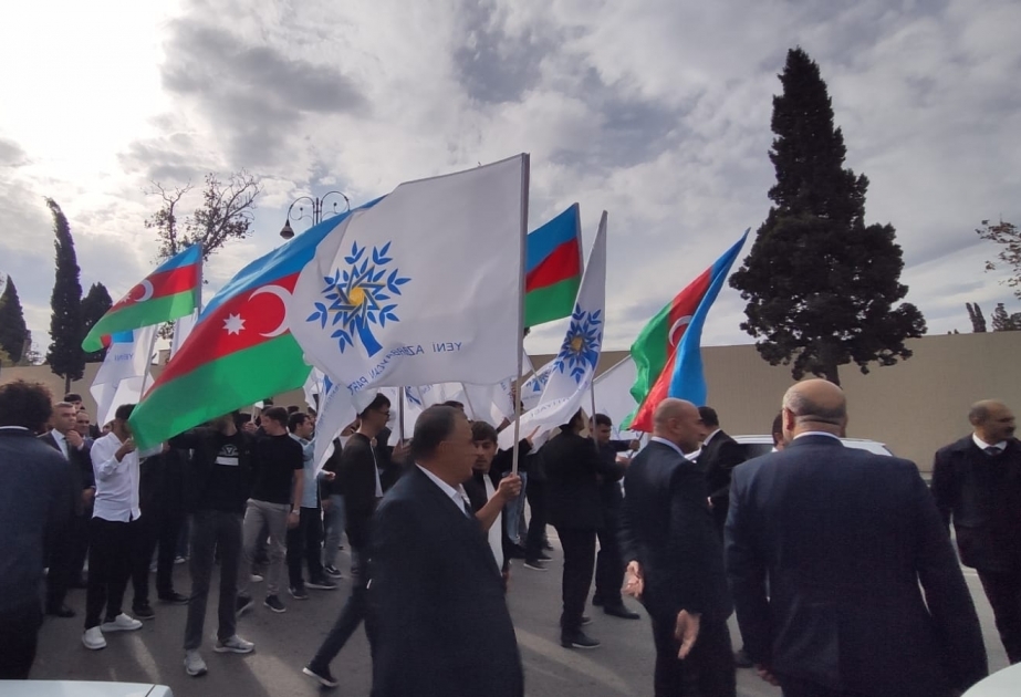 Состоялось шествие в связи с третьей годовщиной ракетного обстрела Гянджи  ОБНОВЛЕНО ФОТО