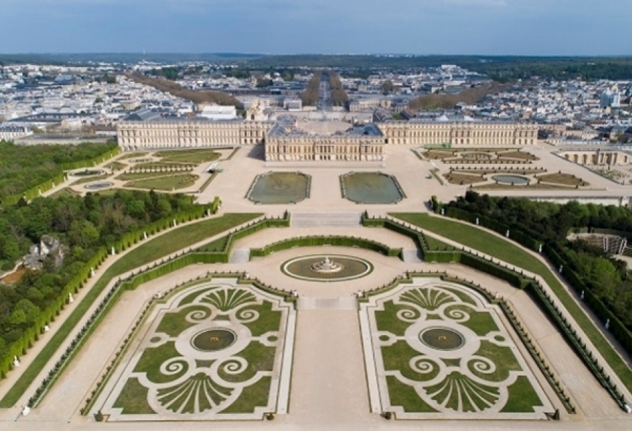 France : nouvelle évacuation du château de Versailles après une alerte à la bombe
