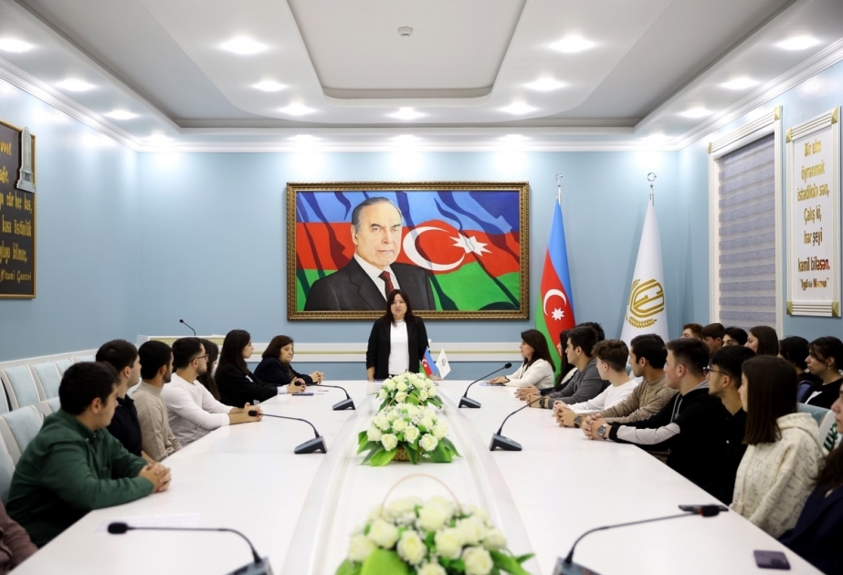 GDU-da tədbir: Müstəqil tariximizə qızıl hərflərlə yazılan tarixi gün