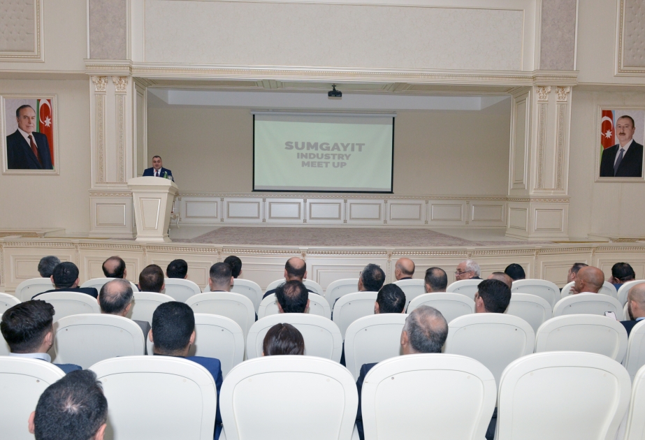 Dövlət Vergi Xidmətinin nümayəndələri “Azərbaycanda sənaye həftəsi”ndə iştirak ediblər