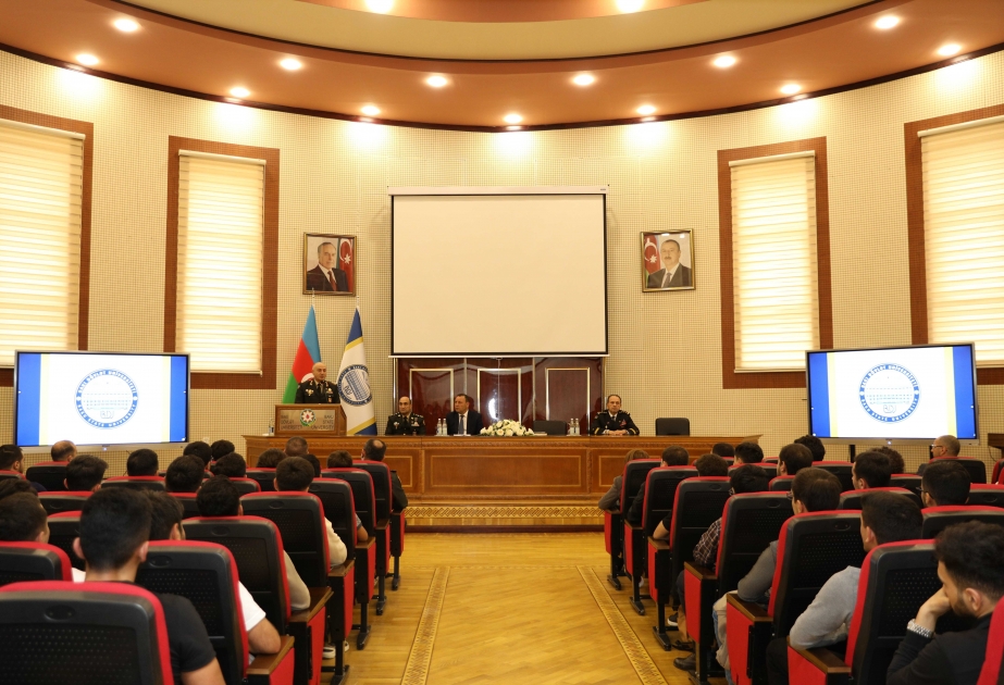 Milli Müdafiə Universitetinin nümayəndələri BDU tələbələri ilə görüşüblər