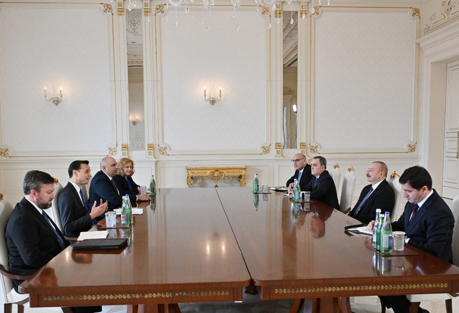 الرئيس إلهام علييف يلتقي ممثل وزارة الخارجية الأمريكية