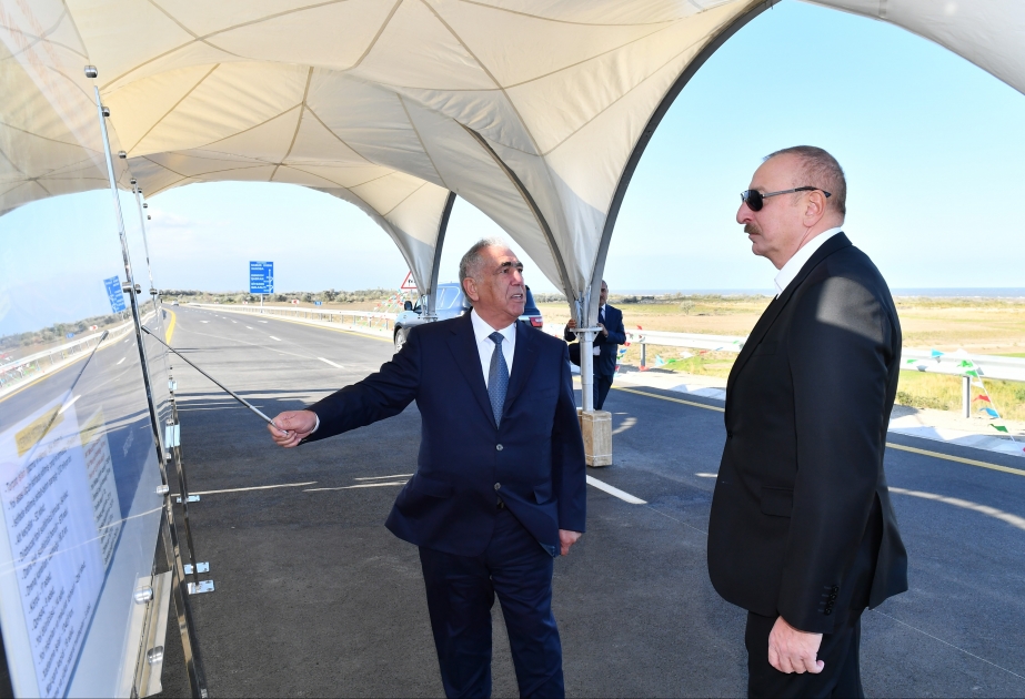 Azərbaycan Prezidenti İlham Əliyev Bakı-Quba-Rusiya Federasiyası ilə dövlət sərhədi ödənişli yeni avtomobil yolunun açılışında iştirak edib YENİLƏNİB VİDEO