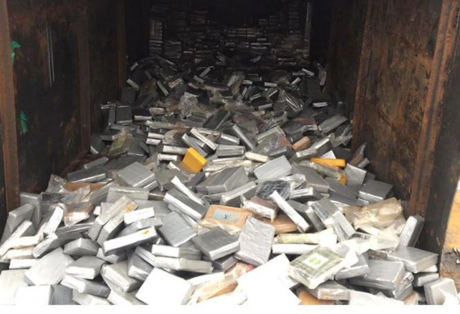 Mərakeşdə balıq saxlanan konteynerdə 1,37 ton kokain aşkarlanıb