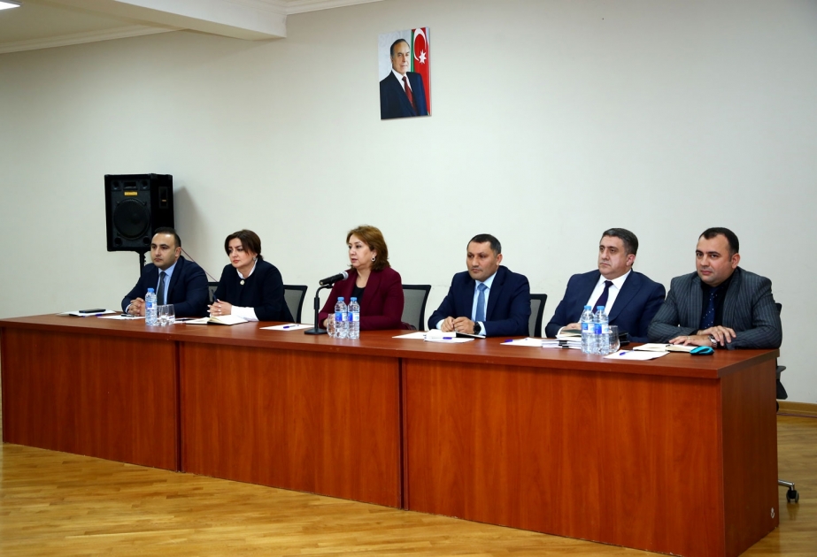 Məktəb direktorları üçün seminarlar başa çatıb