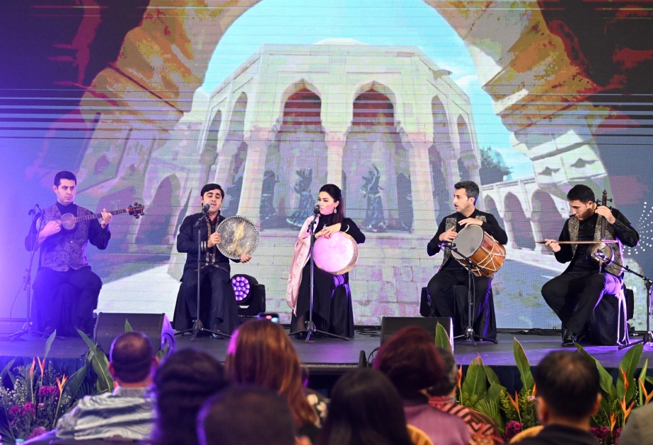 “Simurq” muğam ansamblı Malayziyada “Yaşayan incəsənət” festivalında Azərbaycanı təmsil edib