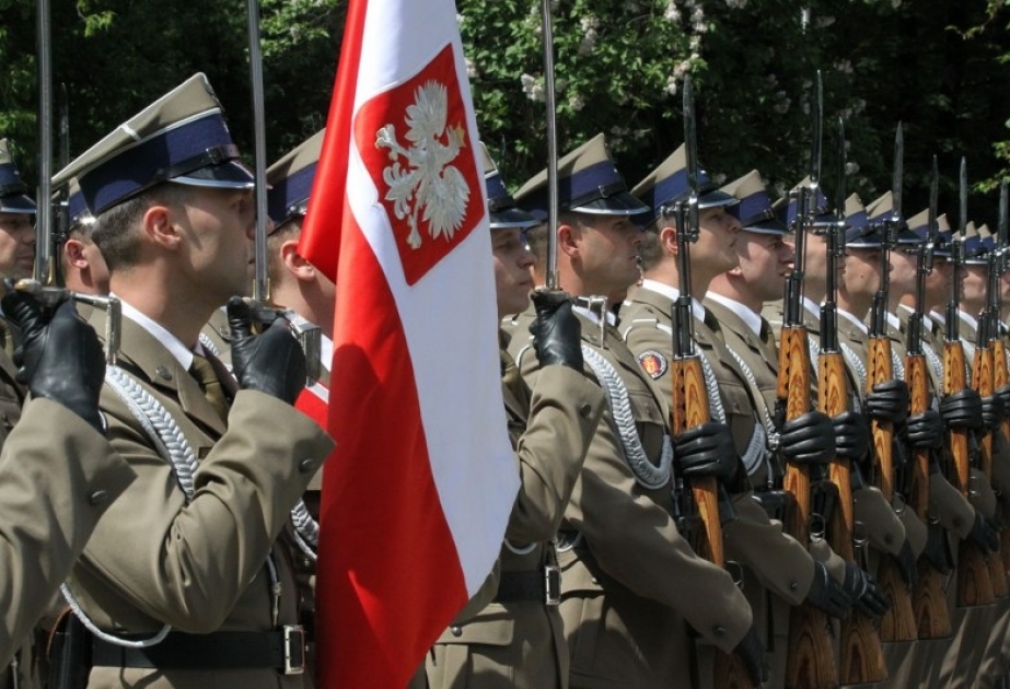 Polşa ordusunda hərbçilərin sayı 300 mindən də çox artırıla bilər