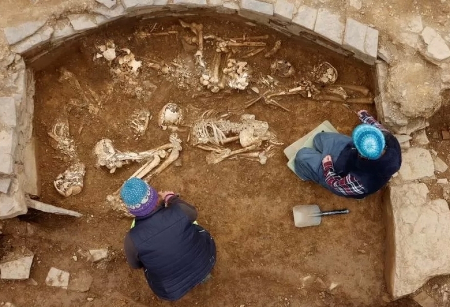Orkney dig reveals ruins of huge Neolithic tomb
