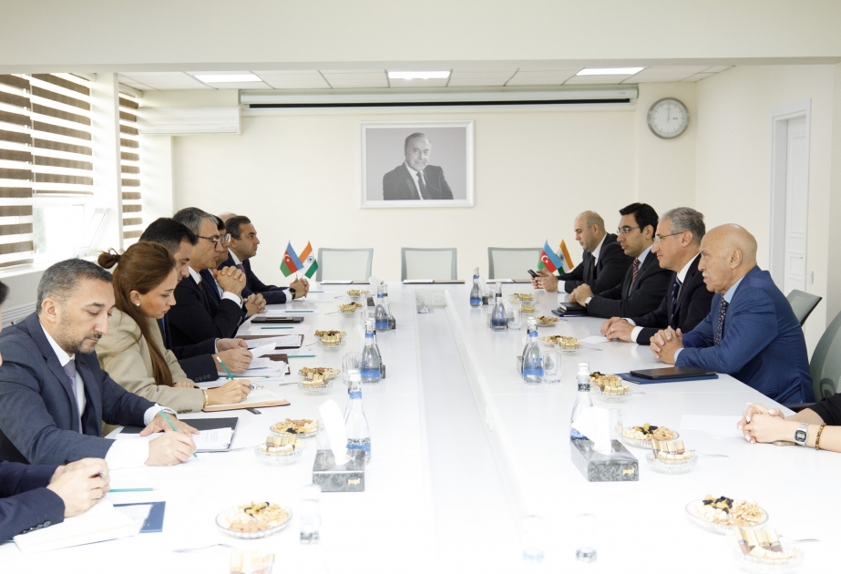 Empresas azerbaiyanas e indias cooperarán en la producción de diamantes sintéticos