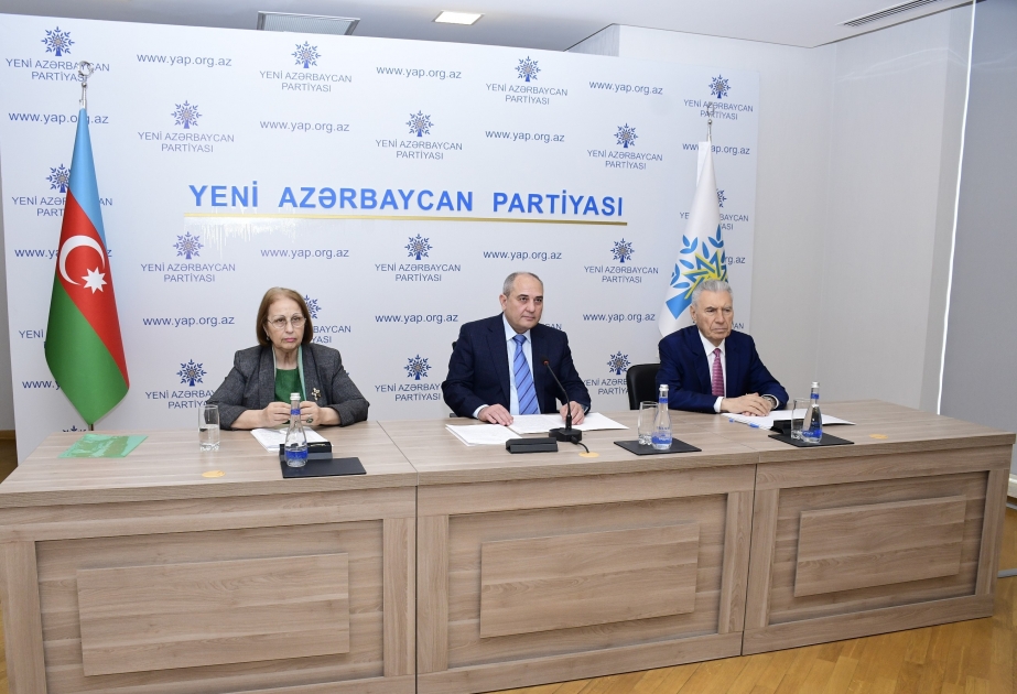Bakıda Ulu Öndərin Azərbaycanın beynəlxalq münasibətlər sisteminə inteqrasiyasında rolu mövzusunda onlayn konfrans keçirilib