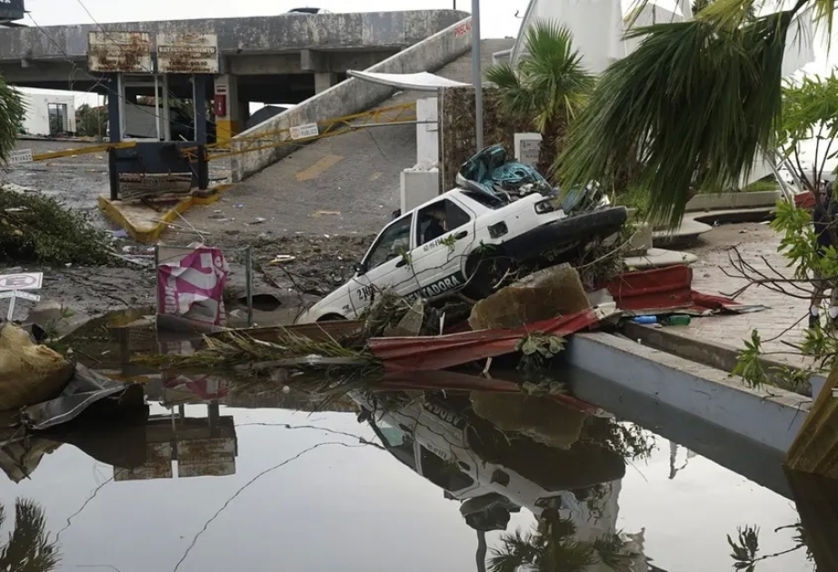 Mexiko: Hurrikan „Otis“ richtet in Acapulco schwere Schäden an