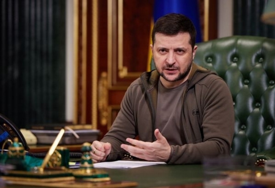Volodimir Zelenski xüsusi formatlı hərbi kabinetin iclasını keçirib