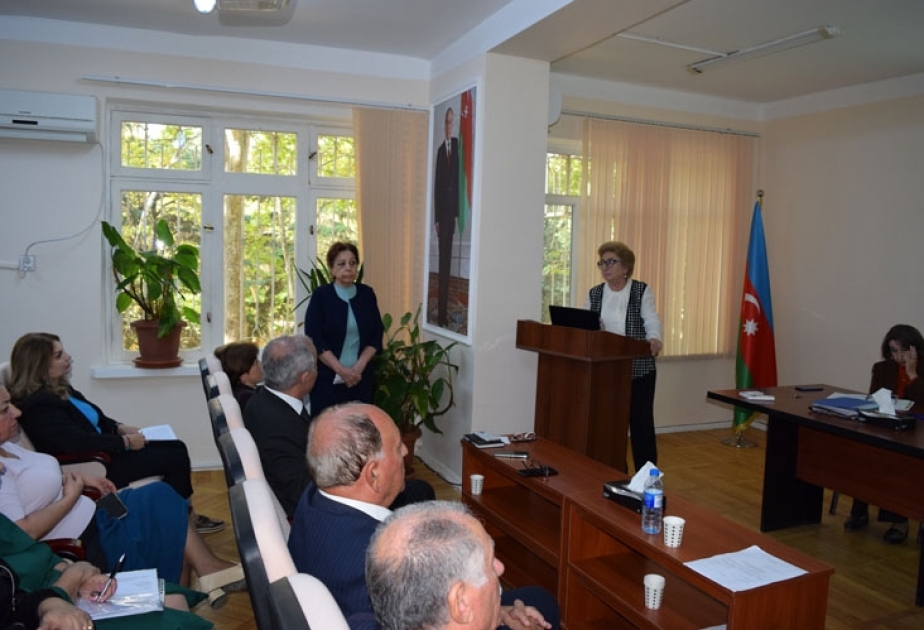 Botanika İnstitutunda laboratoriya və şöbələrin elmi hesabatlarına başlanılıb