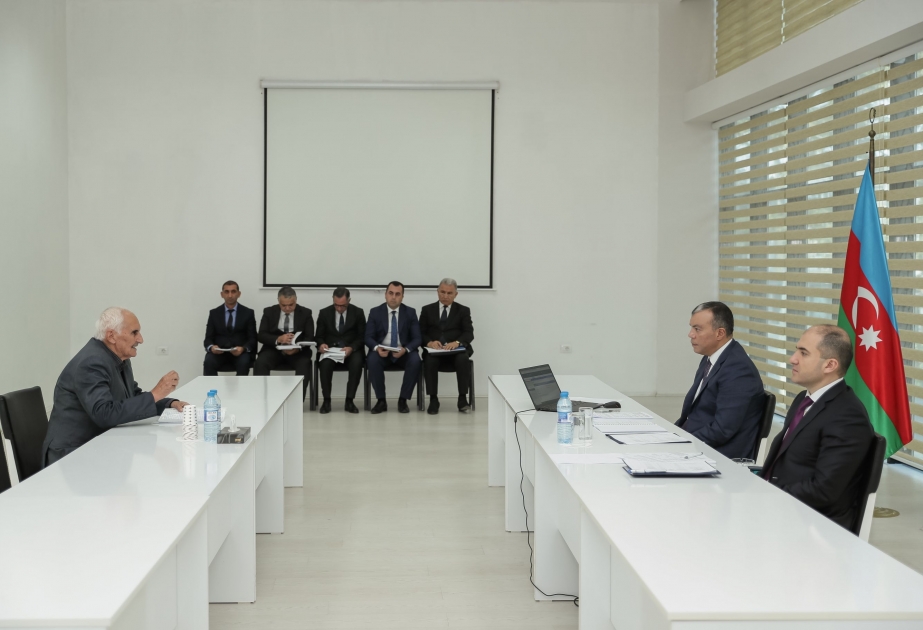 Əmək və əhalinin sosial müdafiəsi naziri Mingəçevirdə vətəndaşları qəbul edib