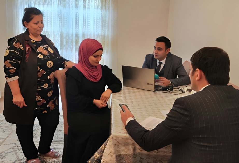 Füzuliyə köçürülən ailələrlə məşğulluq imkanlarının qiymətləndirilməsi üçün görüşlər keçirilib