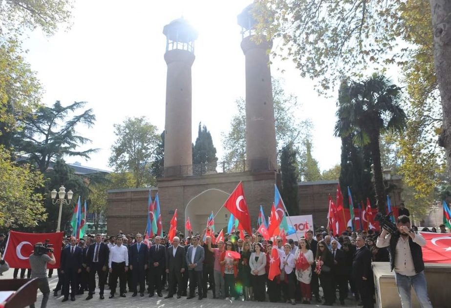 Türkiyə Respublikasının yaranmasının 100 illik yubileyi ilə əlaqədar Gəncədə yürüş təşkil olunub