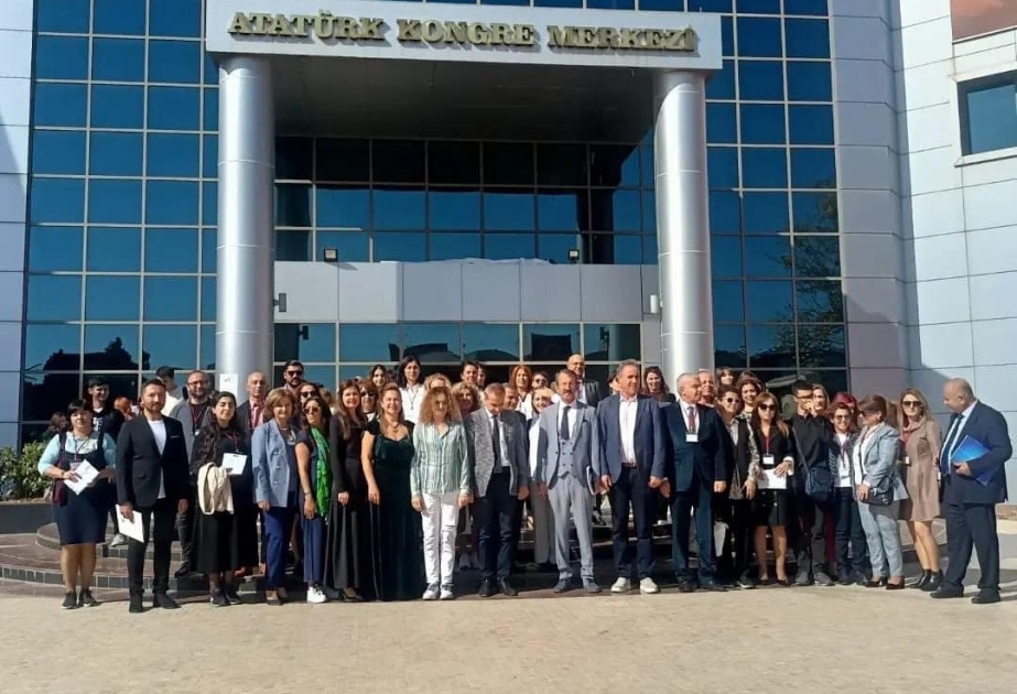 Azərbaycan Türkiyədə keçirilən beynəlxalq sənət konfransında təmsil olunub