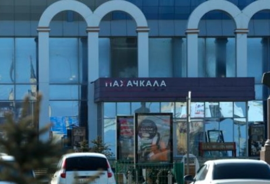 Mahaçqala hava limanı müvəqqəti bağlanıb VİDEO