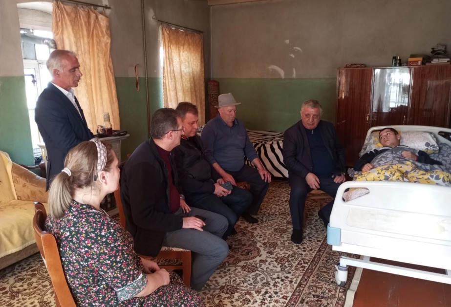 Antiterror tədbirləri zamanı yaralanan zaqatalalı hərbi qulluqçular evlərində ziyarət olunub