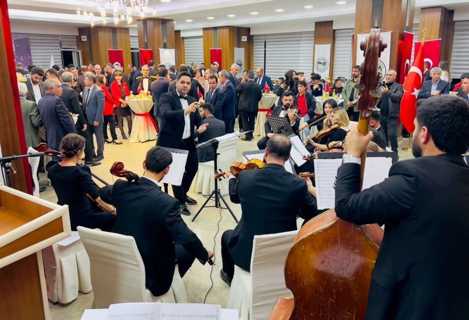 Naxçıvan Dövlət Filarmoniyası Qars şəhərində konsert proqramı ilə çıxış edib