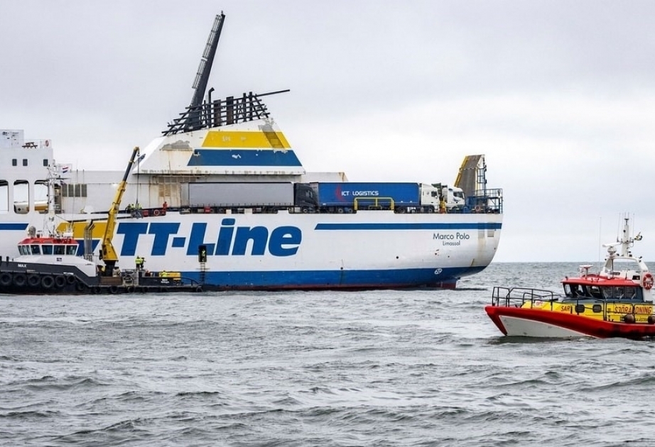 Grounded ferry off Swedish coast remains adrift, leaking oil