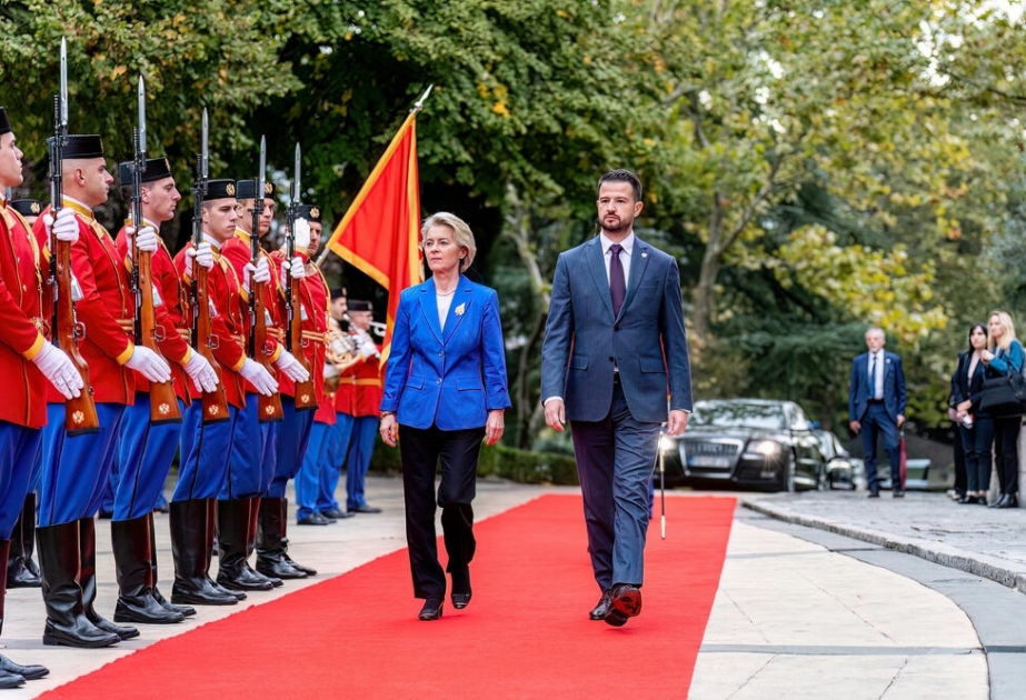 Avropa Komissiyasının sədri Qərbi Balkan ölkələrində səfərdədir