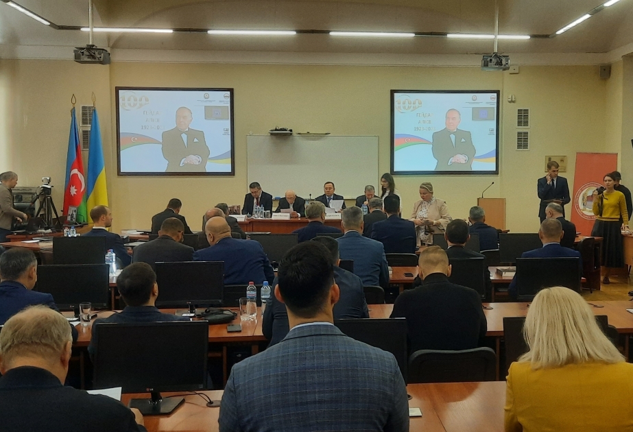 В Киевском национальном университете имени Тараса Шевченко прошел круглый стол, посвященный 100-летию великого лидера Гейдара Алиева