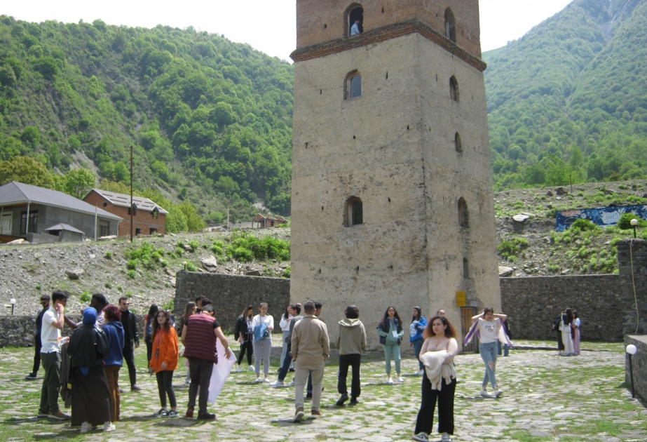 Bu il İlisu kəndindəki “Sumuq qala” abidəsini 4 mindən çox turist ziyarət edib