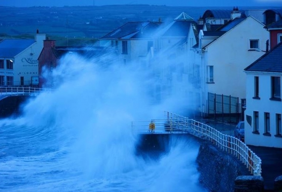 La France s'apprête à affronter la tempête Ciaran