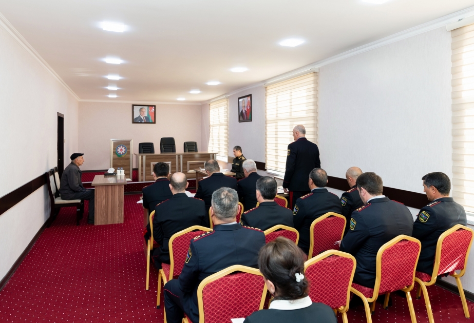 Daxili işlər naziri Ağcabədidə vətəndaş qəbulu və sıra baxışı keçirib