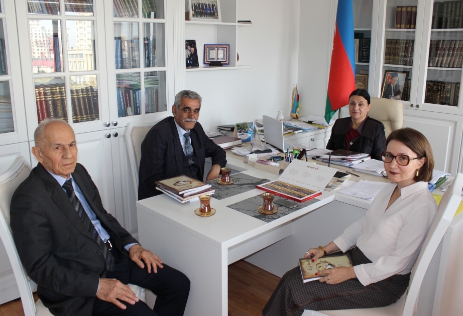 İraqdakı Türkmən Mədəniyyət Mərkəzinin rəhbəri Şərqşünaslıq İnstitutunda olub