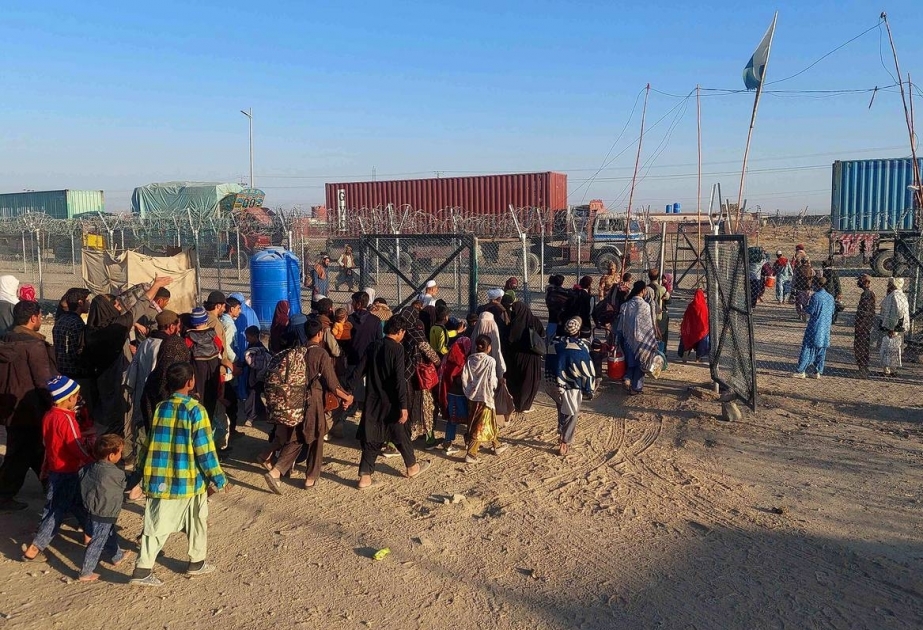 Crackdown on ‘illegal’ migrants gets underway in Pakistan