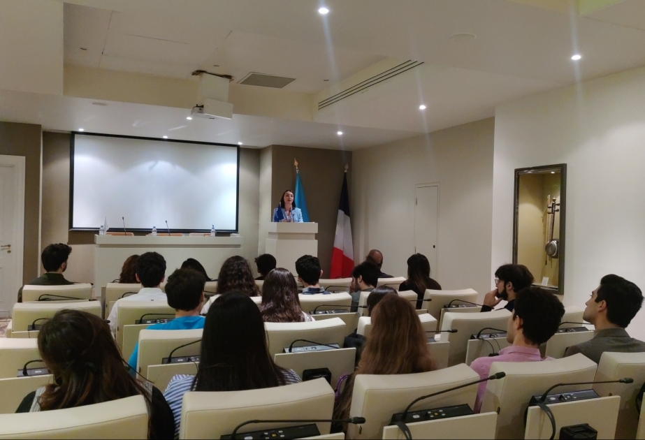 Parisdə azərbaycanlı tələbələrin birinci şəbəkələşmə tədbiri təşkil edilib VİDEO
