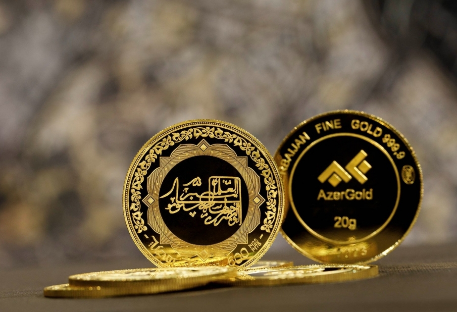 ЗАО AzerGold выпустило золотую монету, посвященную 600-летию Узун Гасана