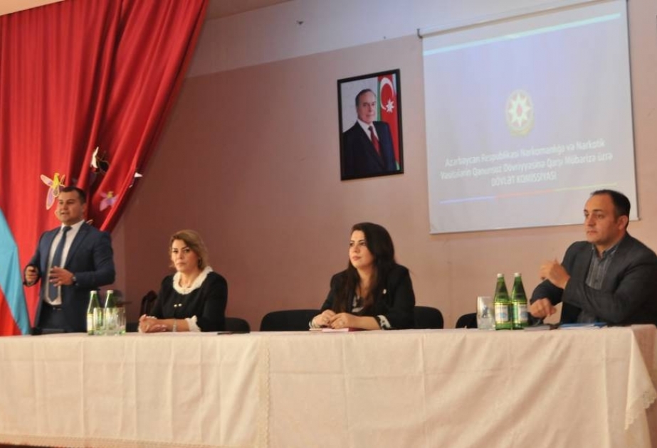 Xətai rayonunda şagirdlərə narkomaniyanın doğurduğu faciələrdən danışılıb